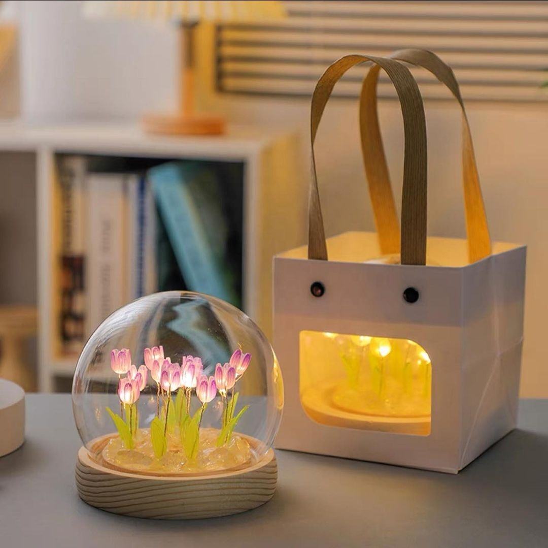 Wooden Base Pretty Tulip Flowers Round Glass Light