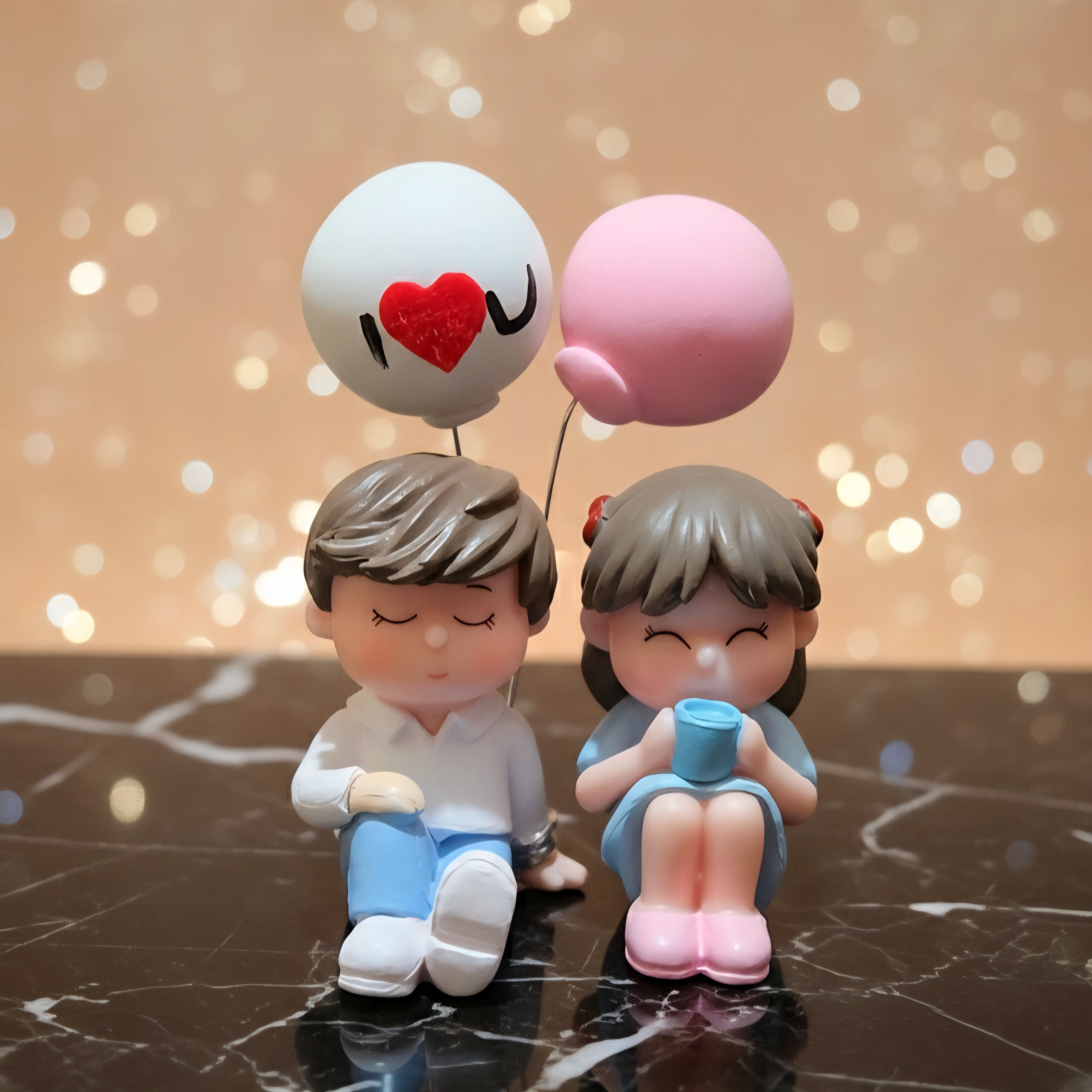 Romantic Love Couple Gift & Home Decorative Showpiece